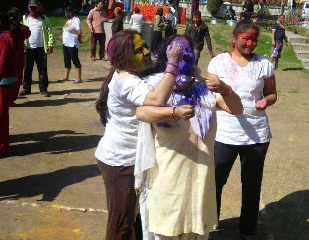 20160321105122_holip