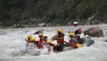 20160524044318_Rafting_at_Bhotekoshi