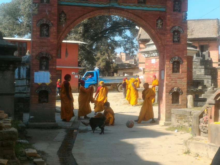 20161121103546_monks_football