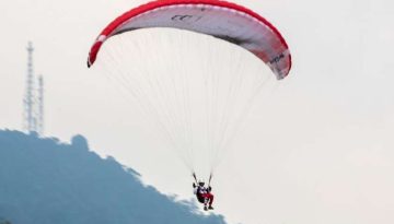 20180902113944_asian-games-paragliding