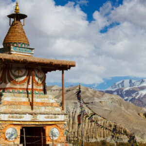 Chorten at the entrance of Tsarang